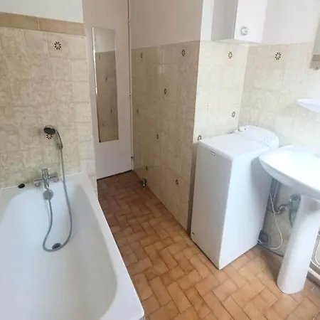2 For 4 People Appartement Aix-les-Bains